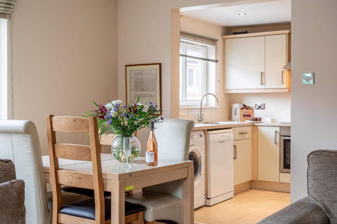 Apartment 4 Crambeck Court